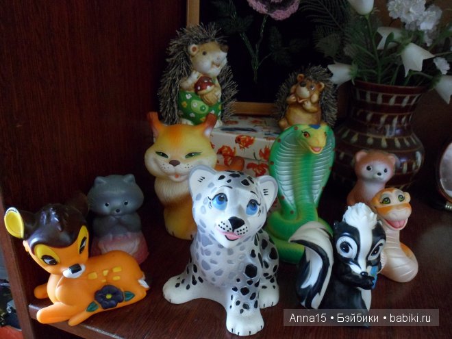 Коллекция игрушек детства