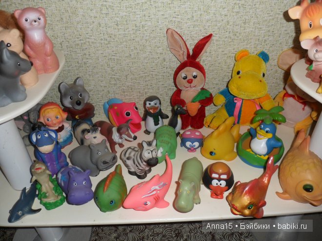 Коллекция игрушек детства