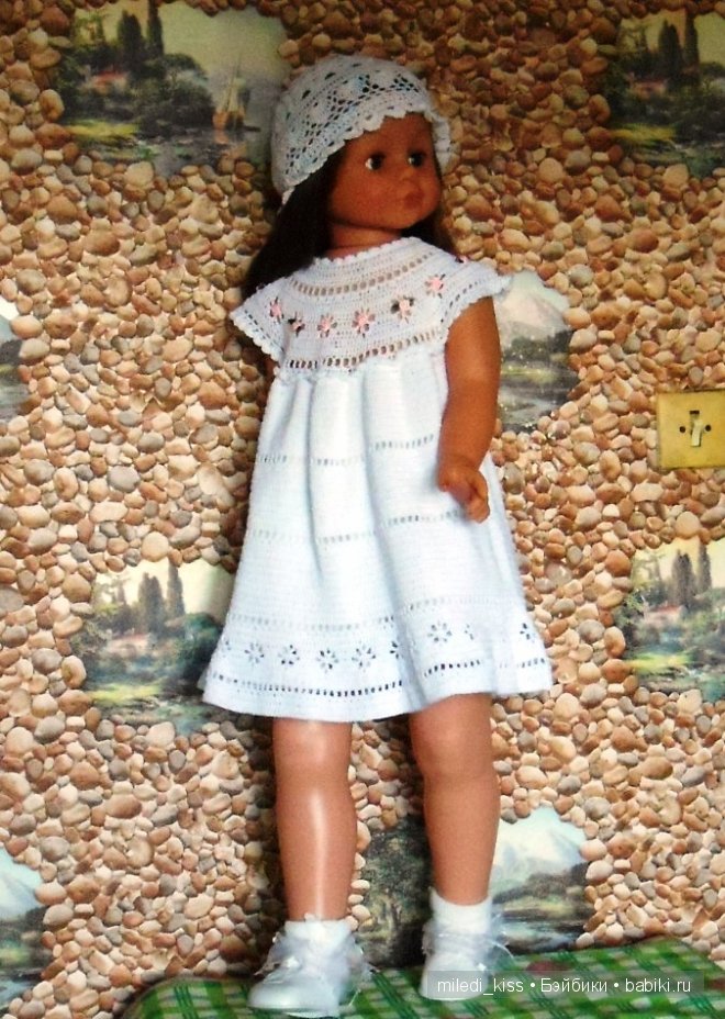 Любимый цвет - белый! Платье для большой куклы (фото 2)