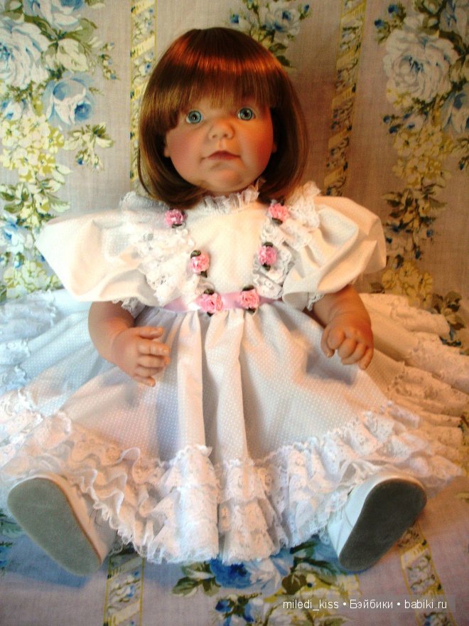 Помогите узнать кто она - девочка от Ли Миддлетон