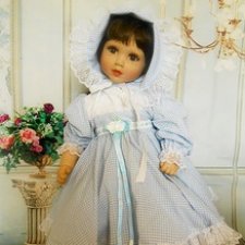 Куколка из Венской Коллекции 1998 года, Ллойд  Миддлтон