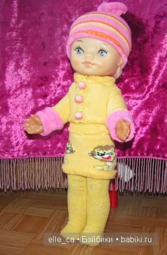 кукла в одежде из махровых носочков кукла в одежде из махровых носочков