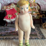 Реплика антикварной куклы Hertwig, из флюмо.
