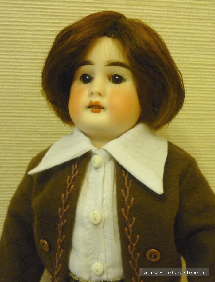 Сегодня у нас мальчик. Антикварная кукла