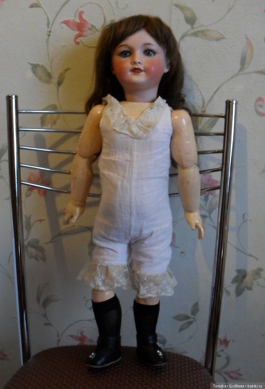 Гостья из Парижа — Антикварные куклы SFBJ (Франция): Jumeau (фото 6)
