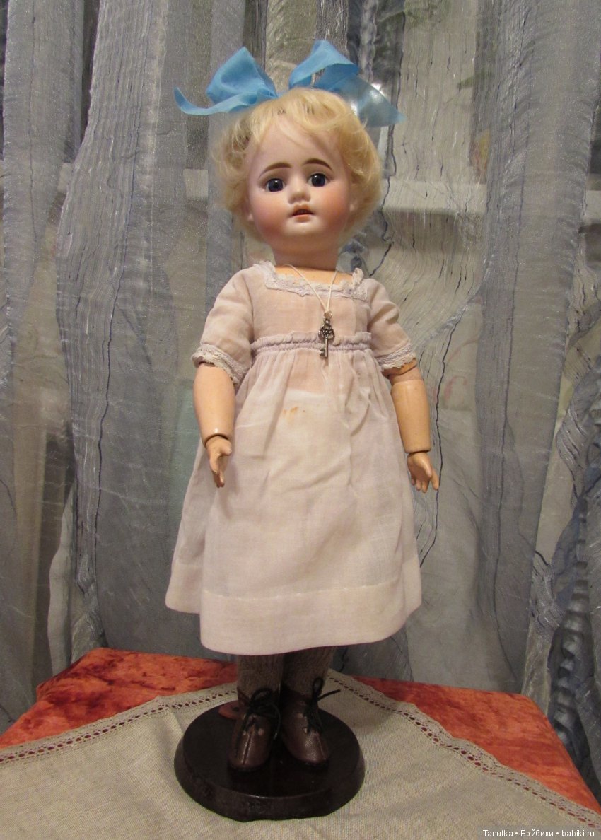 Крошка Хойбах — Редкие антикварные куклы и реплики: воск (фото 4)