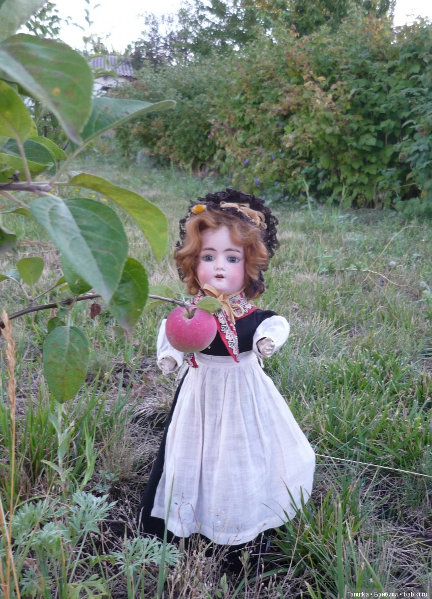 Маленькая хозяйка, или лето в деревне. Антикварная кукла LPS | Бэйбики Маленькая хозяйка, или лето в деревне. Антикварная кукла LPS (фото 3)