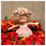 Мюмла (FairyLand RealPuki Pupu) поздравляет с 8 Марта! Всем дамам цветочков