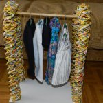 Куклы Готц. Плетеная вешалка для кукольной одежды