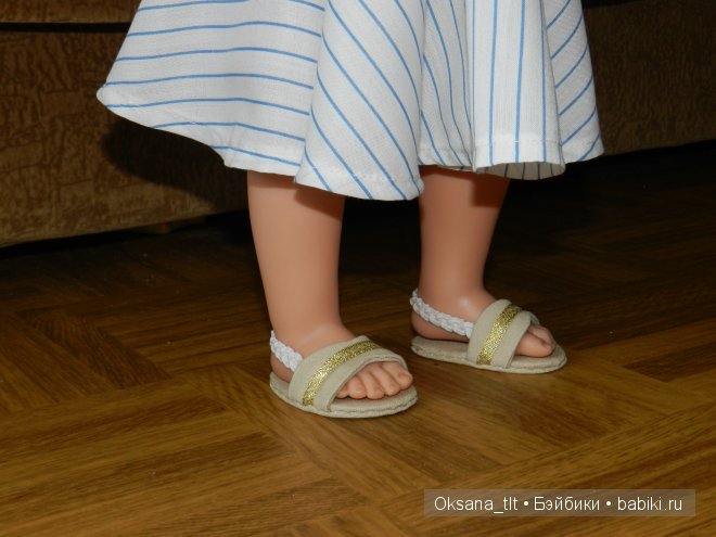 Платье для кукол Готц