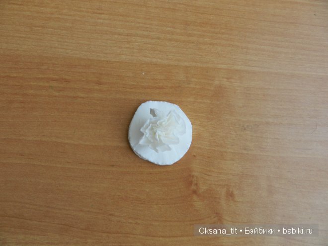 Мастер класс по изготовлению цветов из салфеток (фото 6)