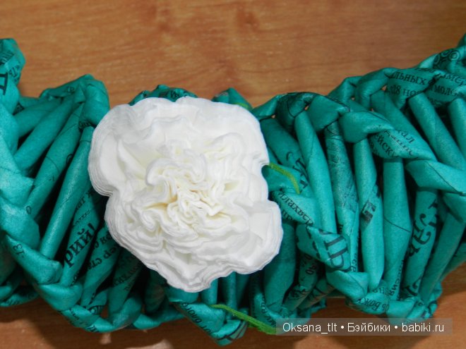 Мастер класс по изготовлению цветов из салфеток (фото 9)