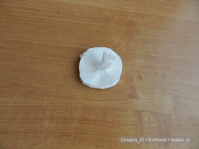 Мастер класс по изготовлению цветов из салфеток (фото 5)