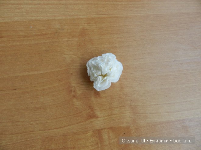 Мастер класс по изготовлению цветов из салфеток (фото 8)