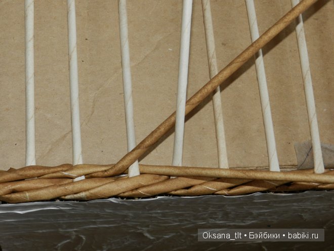 Мастер класс по плетению корзин из газет в 2 трубочки (фото 10)