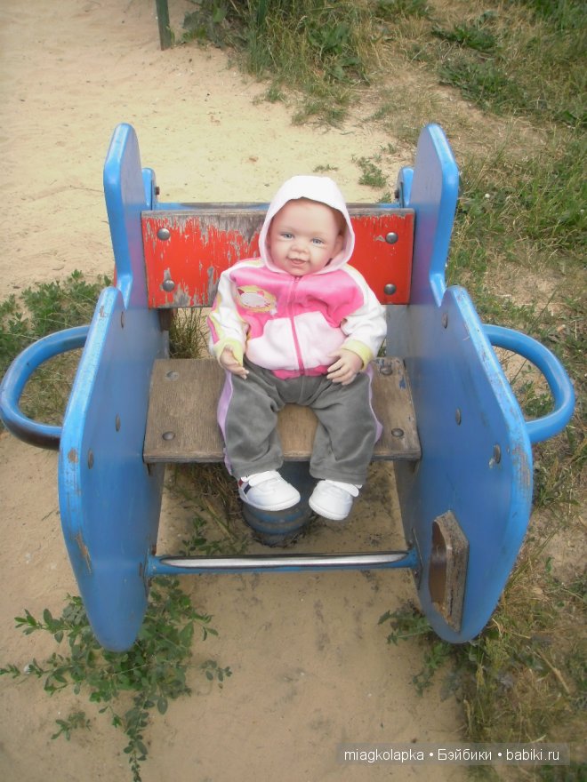 Улыбнулик в обновках.Pretty in Pink от Ashton Drake