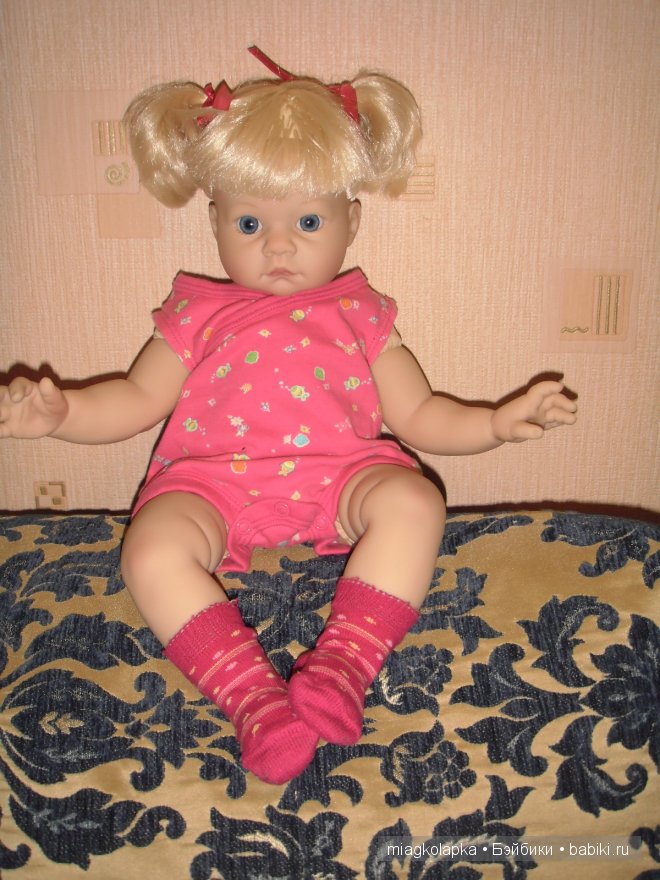 Нашей Анютке годик, кукла от Lee Middleton (фото 3)