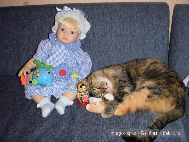 Нашей Анютке годик, кукла от Lee Middleton (фото 10)