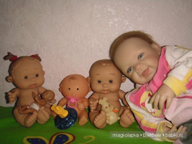 Мама в кубе, пупсы Nines D' Onil