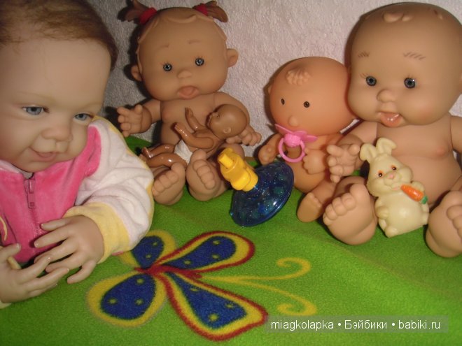 Мама в кубе, пупсы Nines D' Onil