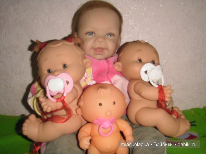 Мама в кубе, пупсы Nines D' Onil