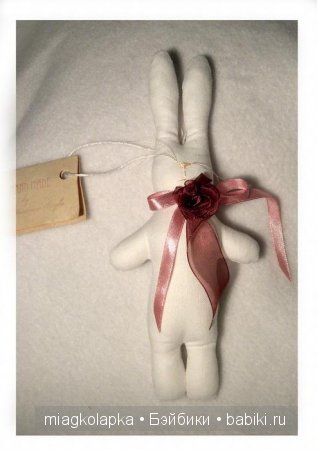 Сплюшки-игрушки на дочкиной подушке (фото 4)