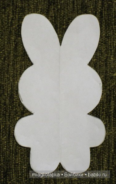 Сплюшки-игрушки на дочкиной подушке (фото 2)