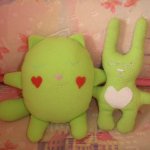 Сплюшки-игрушки на дочкиной подушке