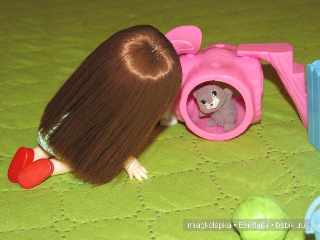 Есть такой человек, Наташа. Или пуки-пуки Никуська и зайцы