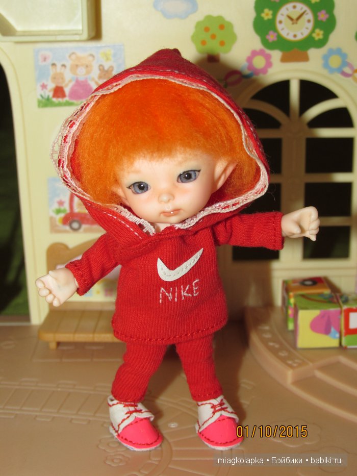 Спорт и кружево...вещи очень даже совместимые. Толстовка и леггинсы на реалика своими руками (фото 9)