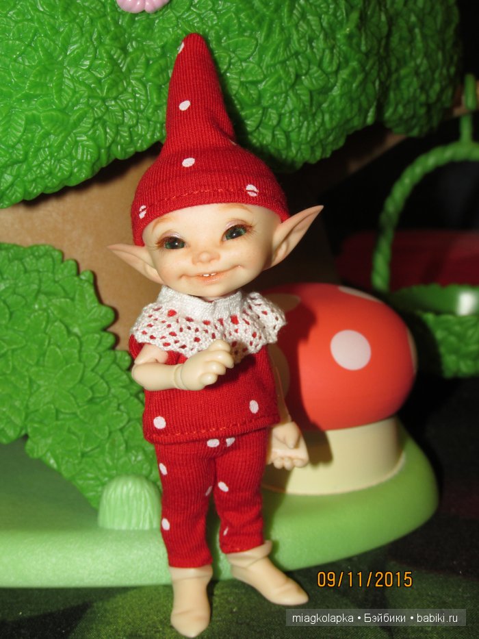 Снежный котинька и Царь Мухоморов. Новогодние наряды (фото 6)