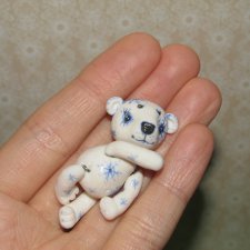 Конец августа...Снежинка на ладони