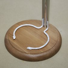 Стенды из массива ясеня для кукол от 30см до 85см.