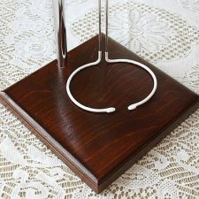 Прямоугольные стойки, подставки, стенды, основания для кукол высотой от 30см до 120см.