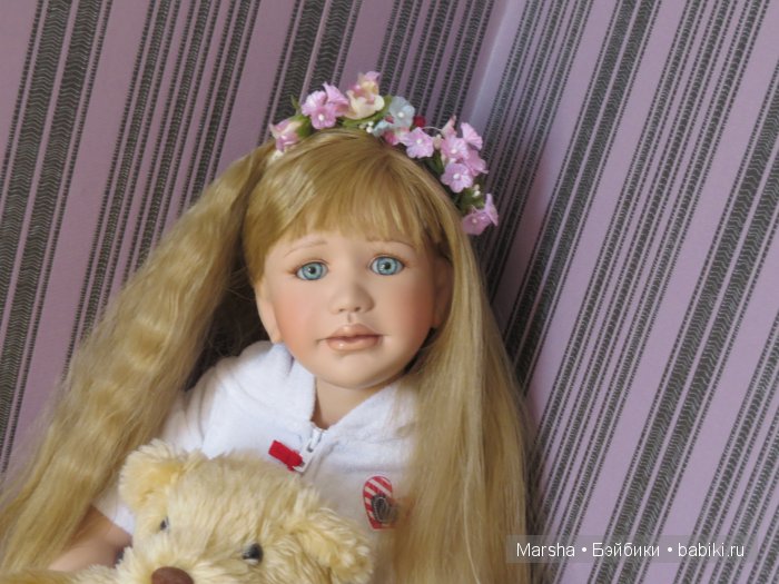 Фарфоровая кукла Бердин Криди