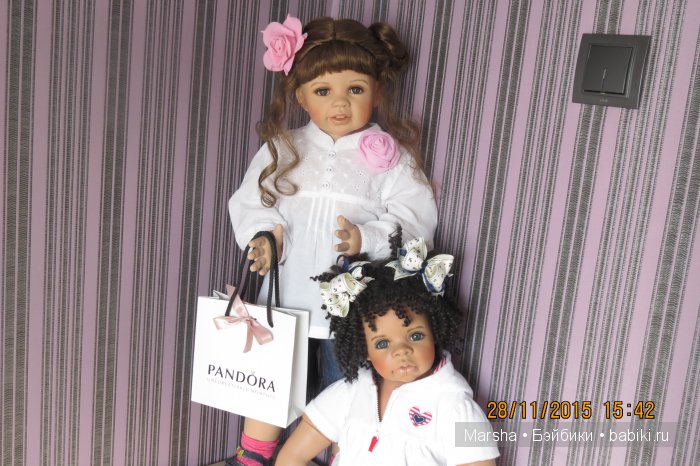фарфоровая кукла Моники Левинг