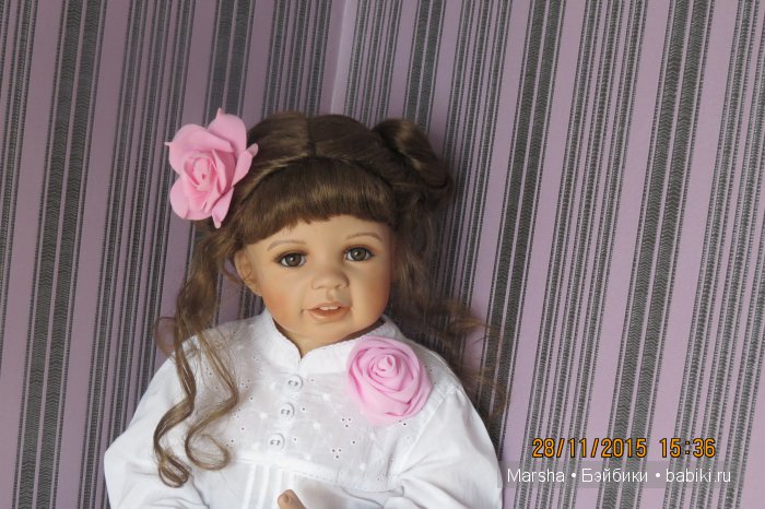 фарфоровая кукла Моники Левинг
