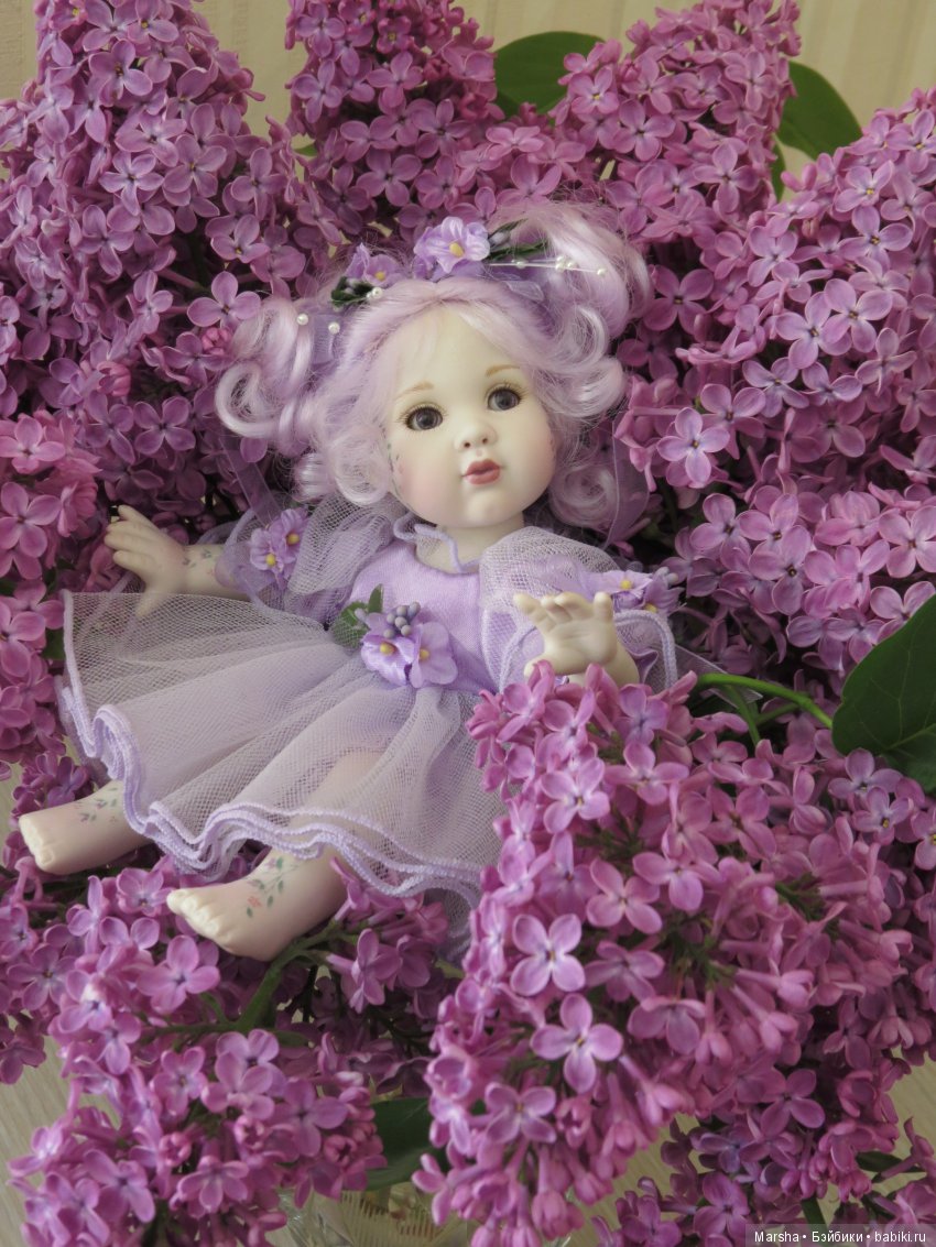 А вы помните чем пахнет май? Неожиданно, в ноябре то, но в мае пахнет чудесно, погреемся на солнышке