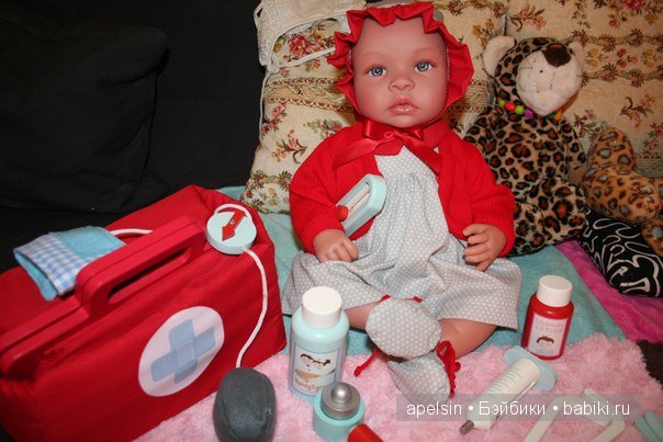 Яркое настроение. Испанская кукла-пупс