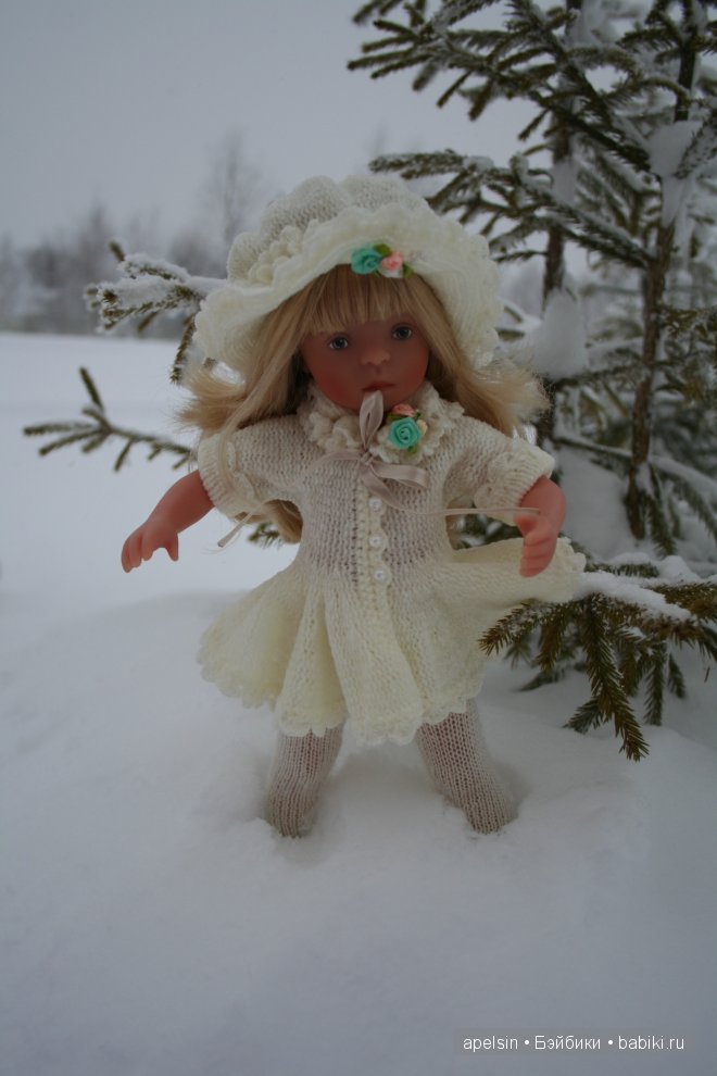 Белый, белый снег (наши обновки) или сравнение Жозефины и Силли Minouche Kathe Kruse | Бэйбики Белый, белый снег (наши обновки) или сравнение Жозефины и Силли Minouche Kathe Kruse (фото 3)
