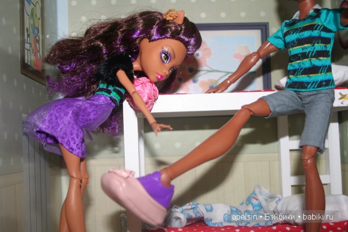 Знакомство с семейкой волков Monster High "A pack of trouble set" (фото 7)