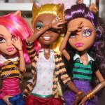 Знакомство с семейкой волков Monster High "A pack of trouble set"