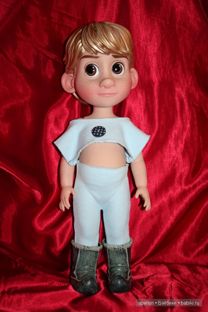 Мальчик и тяжелая техника