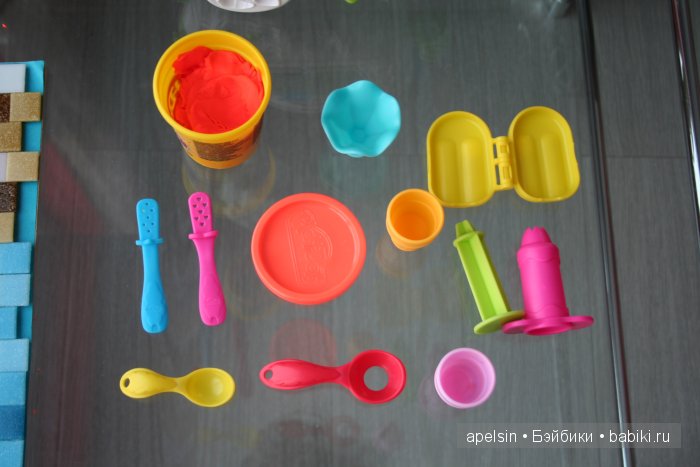 Интересный пластилин и тесто для лепки для игры в мороженщика - Play Doh (Плей до) (фото 2)