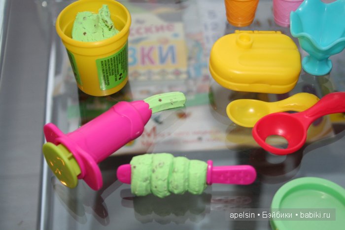 Интересный пластилин и тесто для лепки для игры в мороженщика - Play Doh (Плей до) (фото 8)