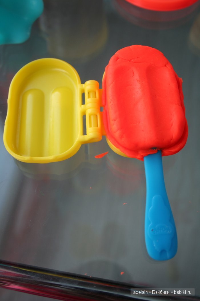 Интересный пластилин и тесто для лепки для игры в мороженщика - Play Doh (Плей до)