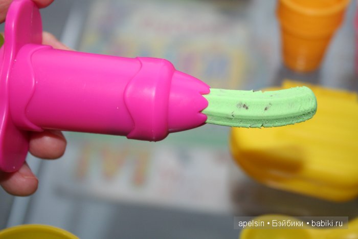 Интересный пластилин и тесто для лепки для игры в мороженщика - Play Doh (Плей до)