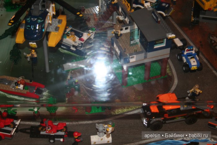 Хамлейс, Город Игрушек тц Европейский