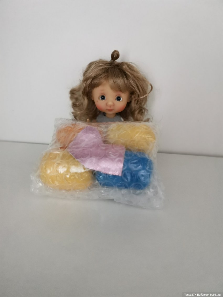 Как Алиса открывала посылки