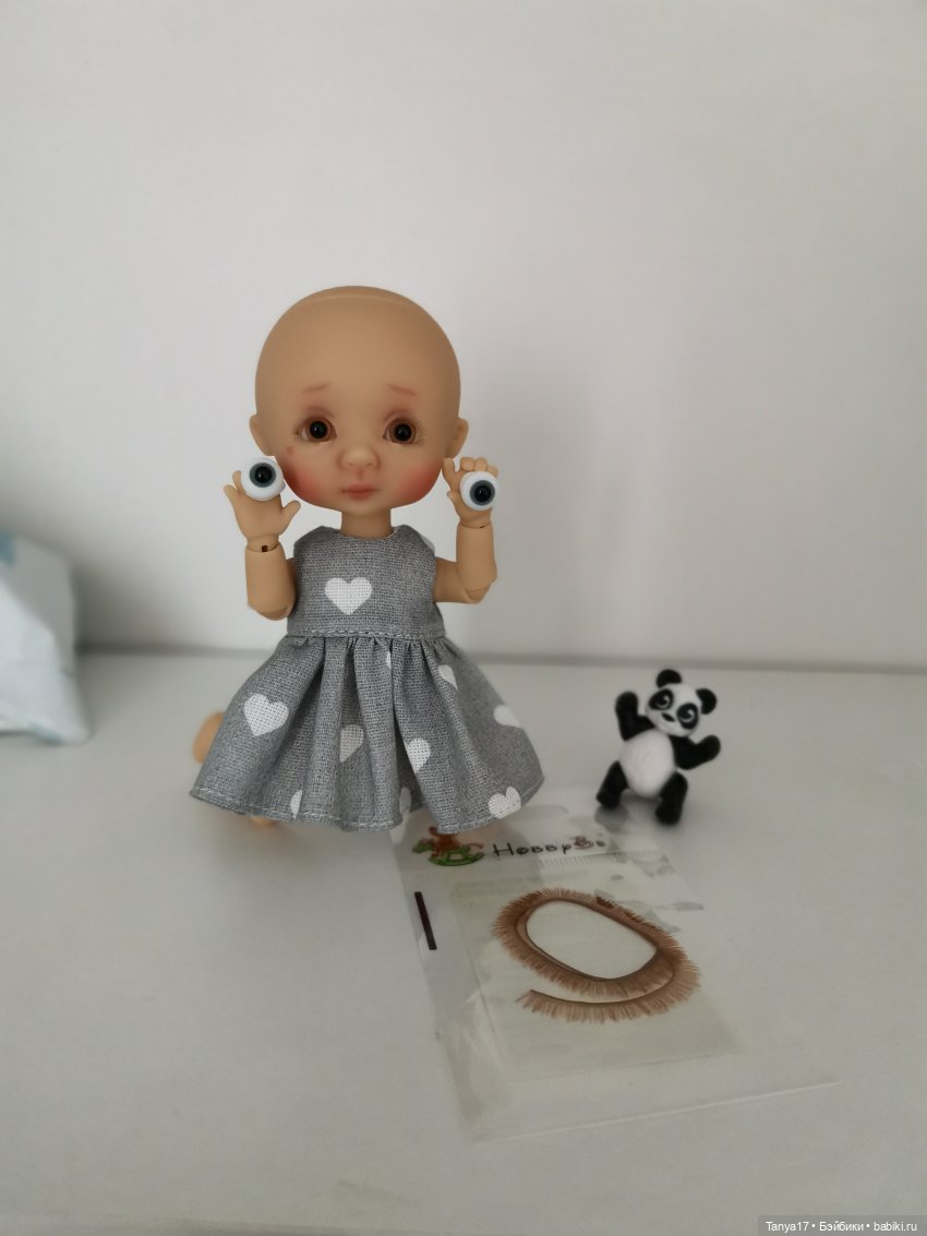 Как Алиса открывала посылки (фото 4)